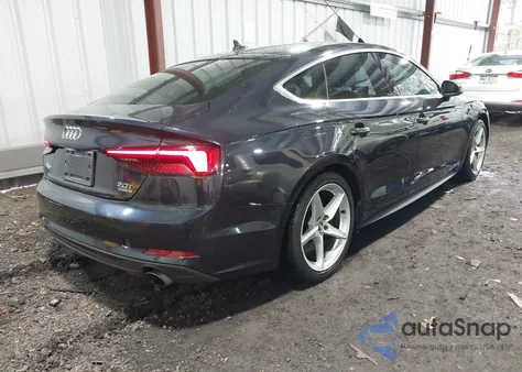 2018 Audi A5 2.0T Premium z USA, uszkodzony, nr VIN WAUDNCF54JA068074